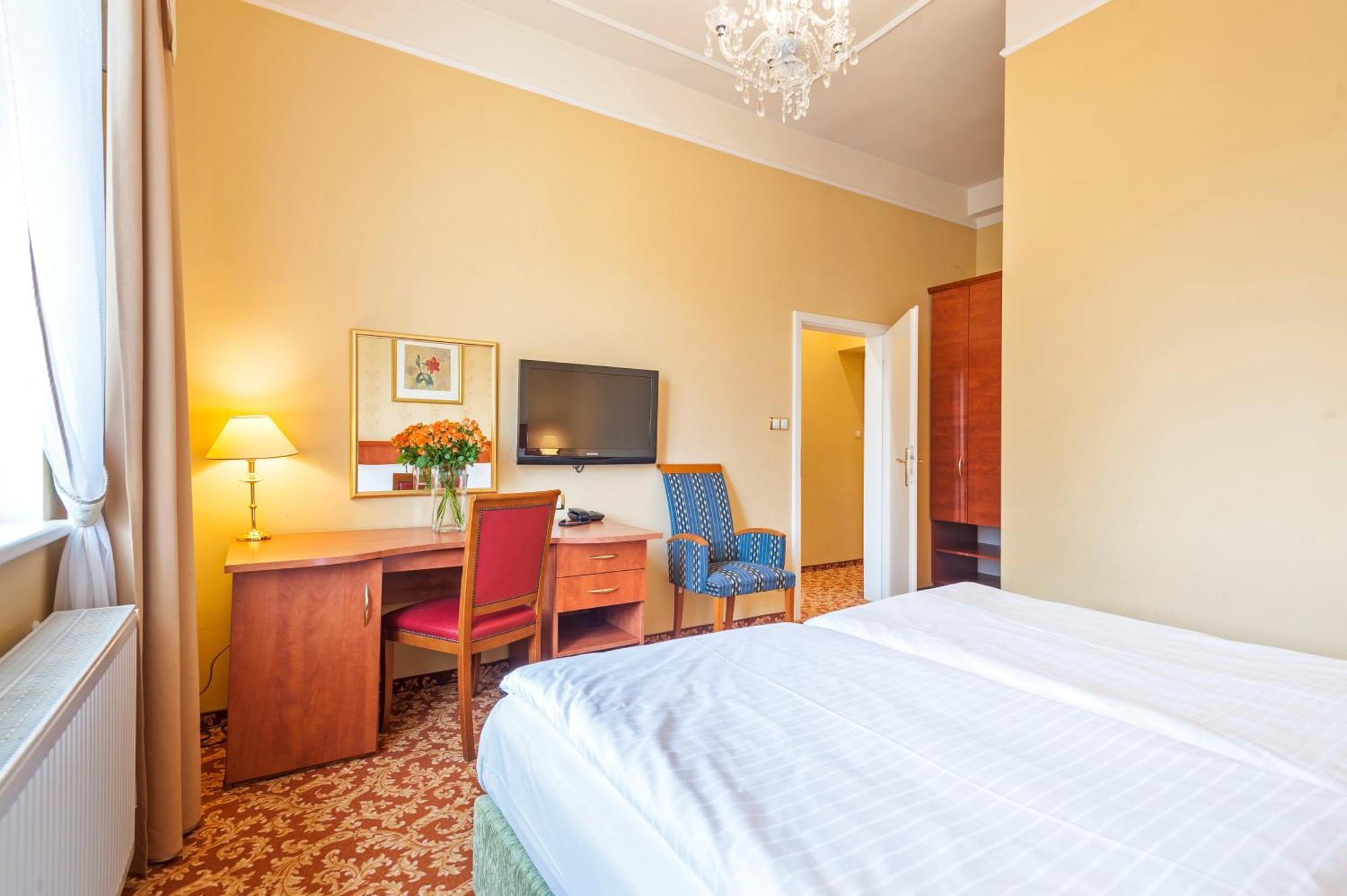 Spa Resort Pawlik-Aquaforum Františkovy Lázně Habitación foto